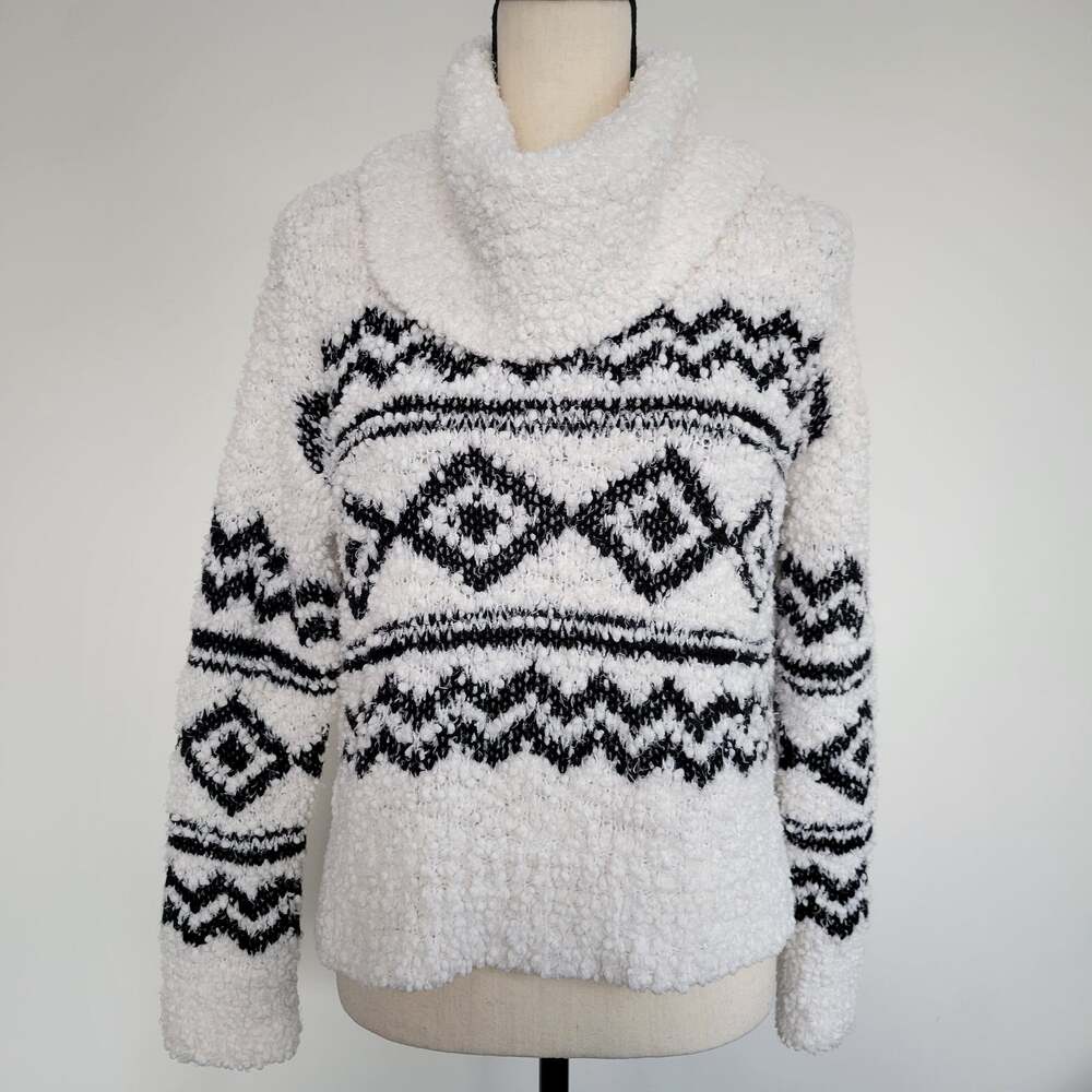 Hippie Rose M Crop Sweater Bulky Popcorn Knit Cowl/Turtleneck Long Sleeve